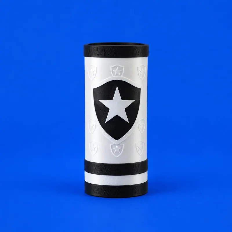 Porta-lata cilíndrico Botafogo branco e preto com estrela em relevo sobre fundo azul