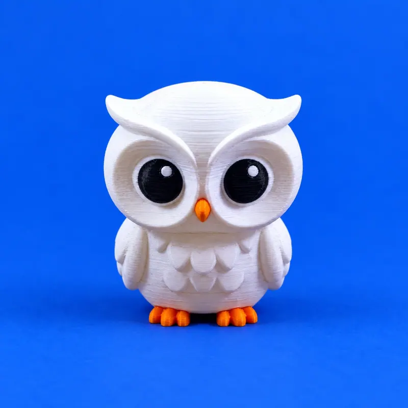 Chaveiro Coruja Kawaii · Branco, preto e laranja